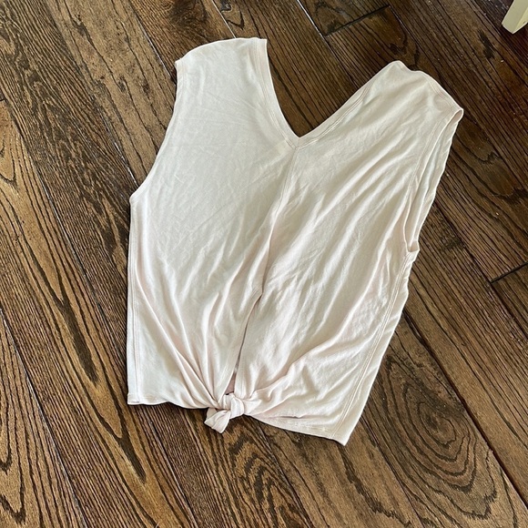 Athleta Nayarit Soft Pink Ribbed Tie Back Knot Tank Size Large - Picture 8 of 9